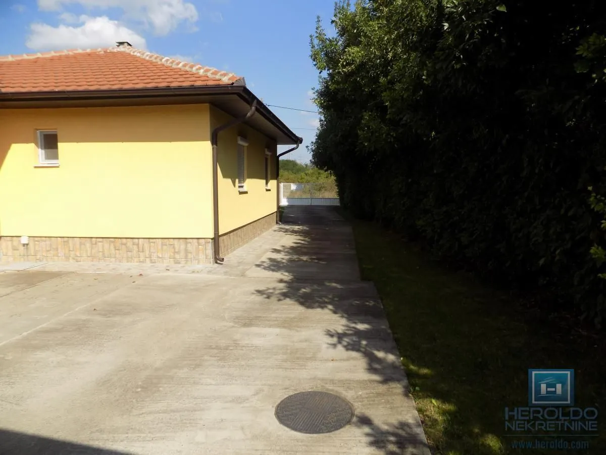 Sale, house, 96m², Karadjordjevo brdo, Paraćin