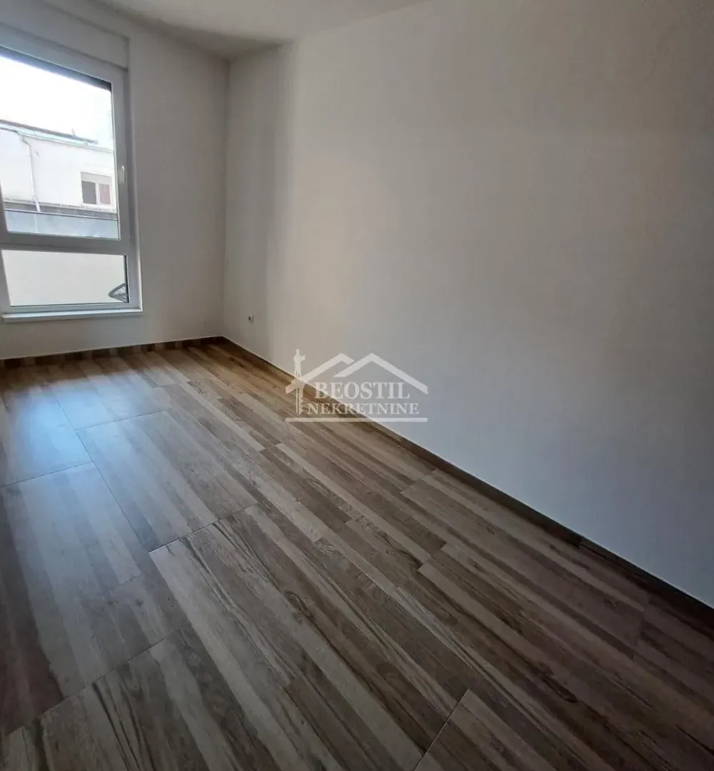 Prodaja, dvosoban stan, 66m², Centar, Stara Pazova