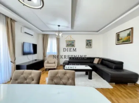 Izdavanje, trosoban stan, 102m², Zabjelo, Podgorica