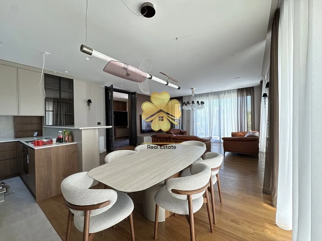 Rent, house, 230m², Gornja Gorica, Podgorica