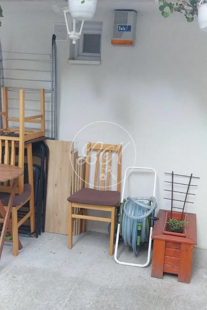 Prodaja, dvosoban stan, 37m², Zemun Centar, Zemun Sve Podlokacije