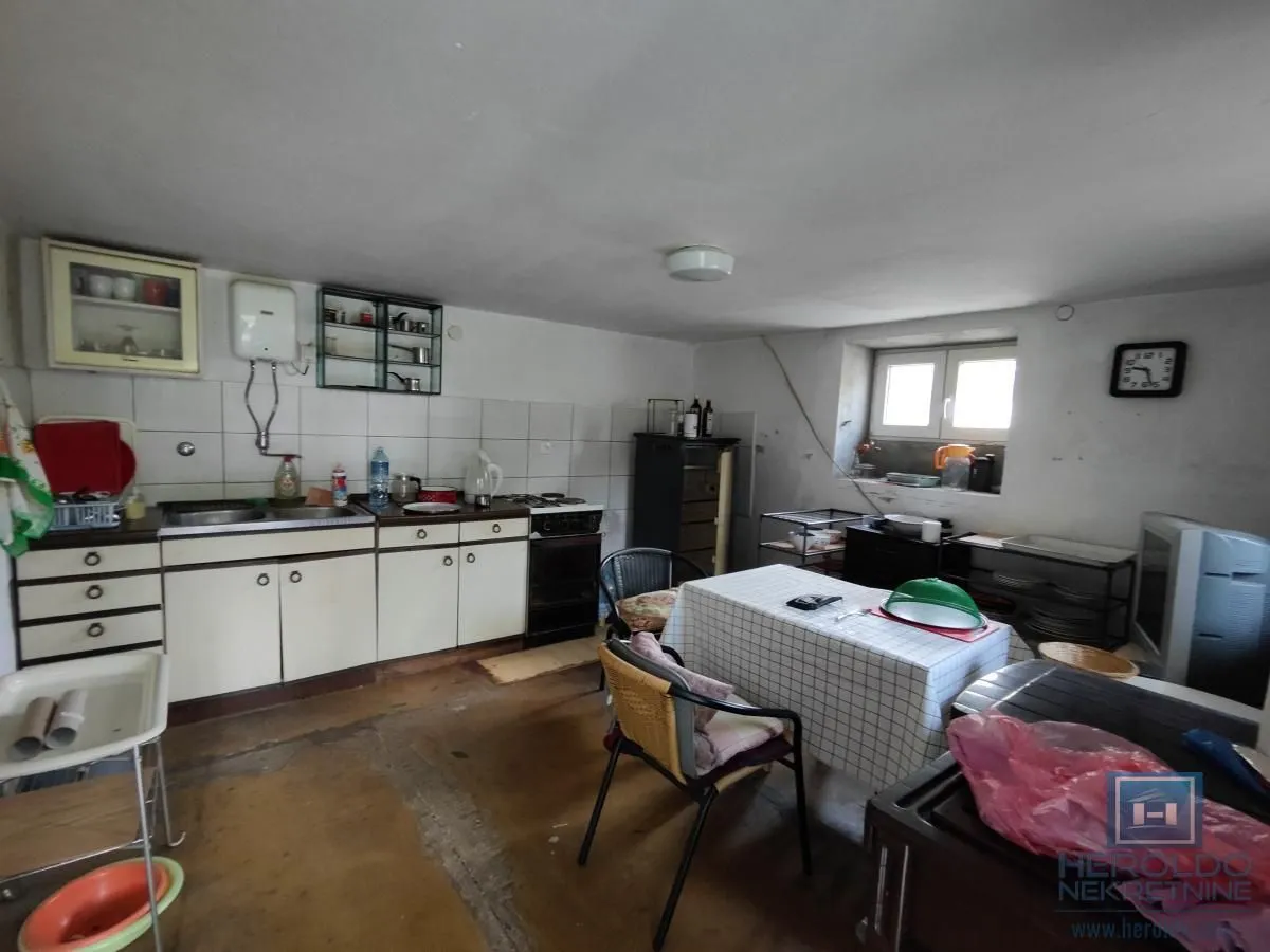 Prodaja, kuća, 76m², Dragocvet, Jagodina
