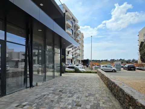 Rent, office space, 55m², Šušanj, Bar - image 2