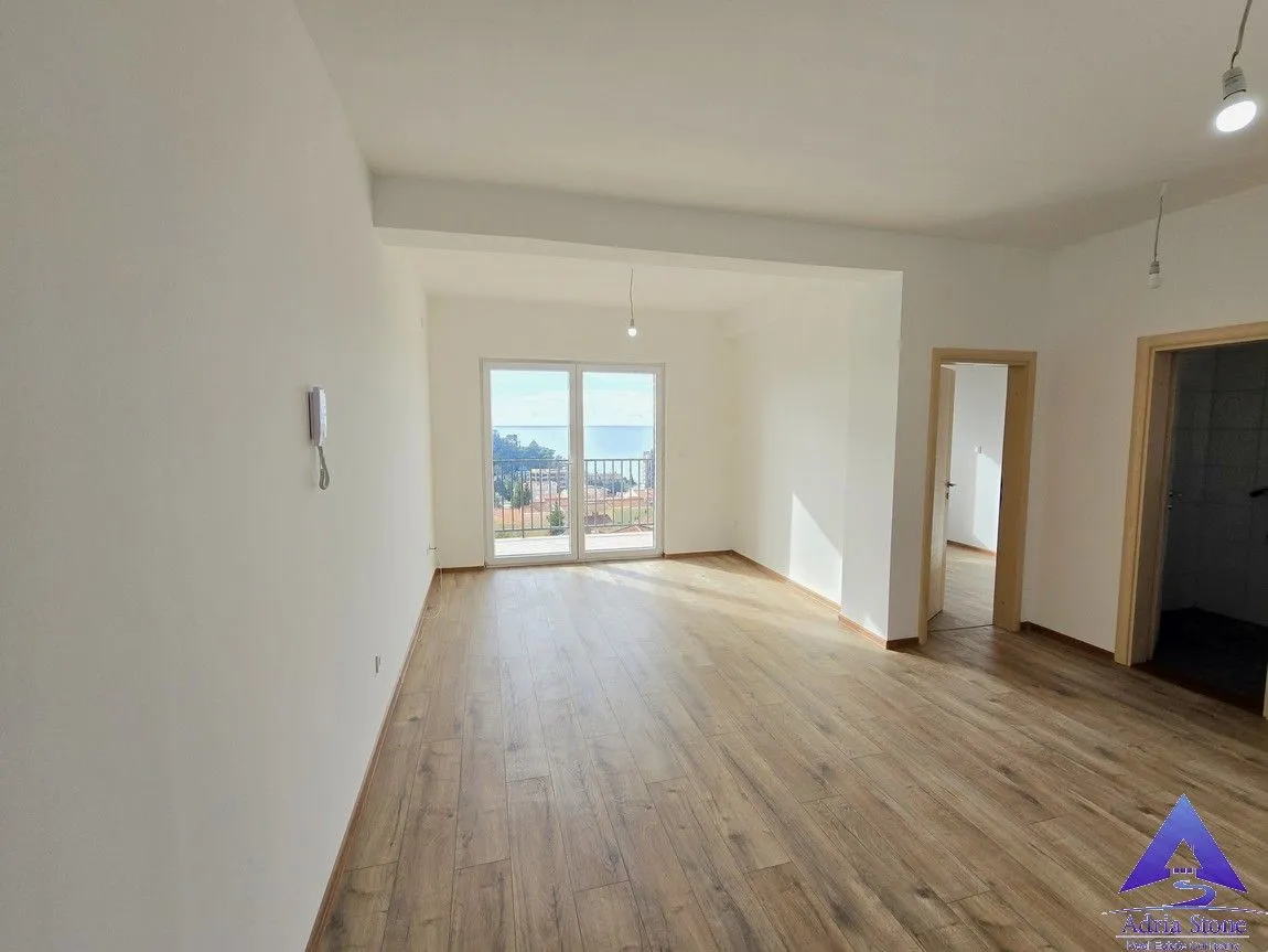 Sale, two bedroom apartment, 54m², Petrovac, Budva