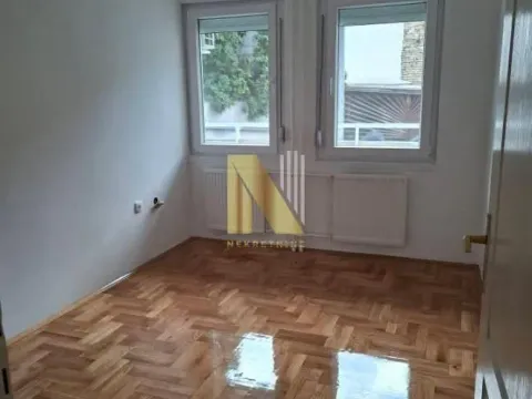 Izdavanje, poslovni prostor, 54m², Podbara, Novi Sad Sve Podlokacije - image 4
