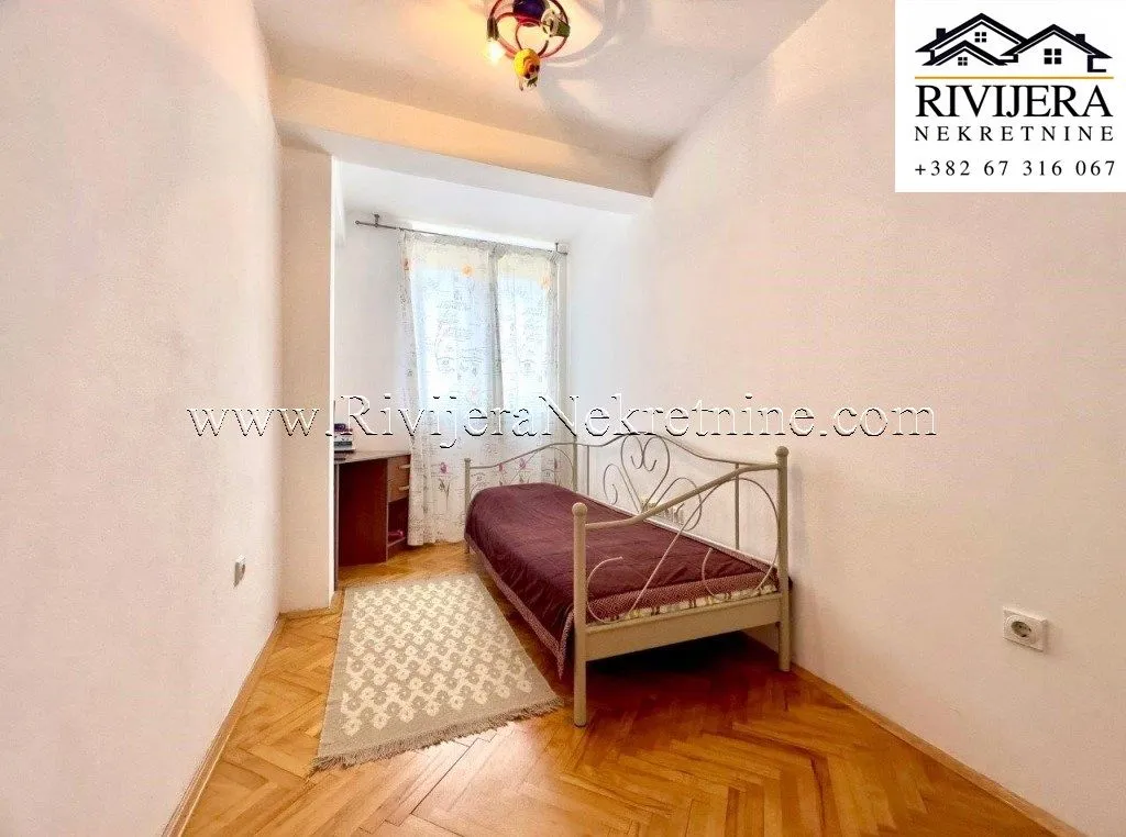 Sale, three bedroom apartment, 94m², Škaljari, Kotor