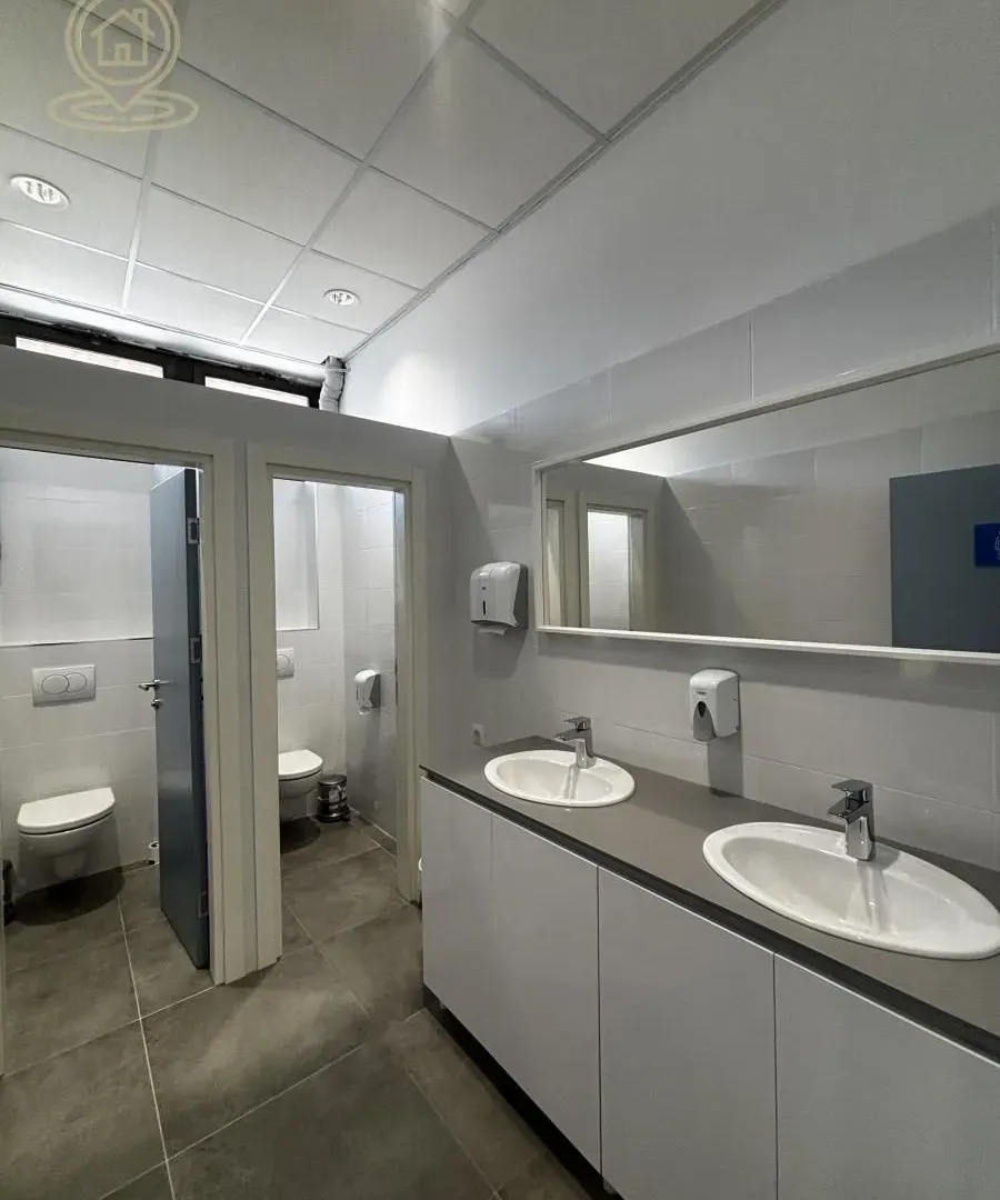 Rent, office space, 28m², Palilula, Niš