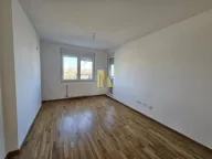 Sale, two bedroom apartment, 48m², Avijatičarsko naselje, Novi Sad Sve Podlokacije - image 4