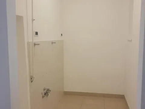 Izdavanje, poslovni prostor, 67m², Savski Venac, Beograd - image 10