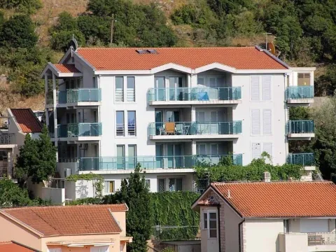 Prodaja, dvosoban stan, 62m², Petrovac, Budva - image 10