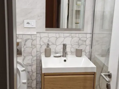 Izdavanje, trosoban stan, 86m², Novi Beograd Blok 63, Novi Beograd Sve Podlokacije - image 11