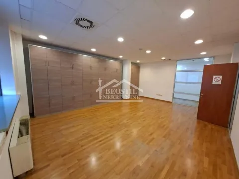 Rent, office space, 330m², Bezanijska Kosa 1, Bežanijska Kosa Sve Podlokacije - image 19