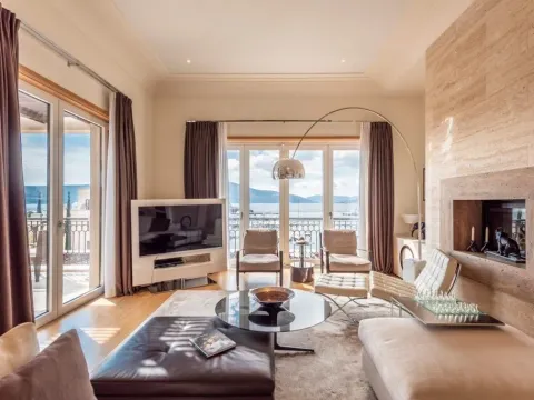 Sale, four bedroom apartment, 258m², Porto Montenegro, Tivat - image 3