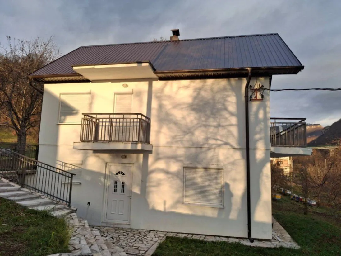 Izdavanje, kuća, 80m², Selišta, Kolašin
