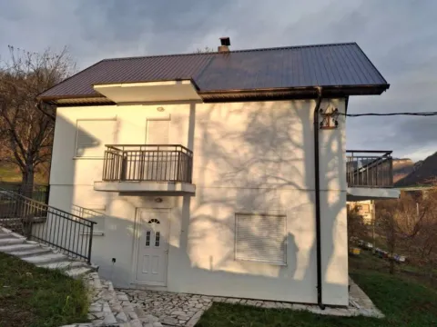 Izdavanje, kuća, 80m², Selišta, Kolašin - image 12