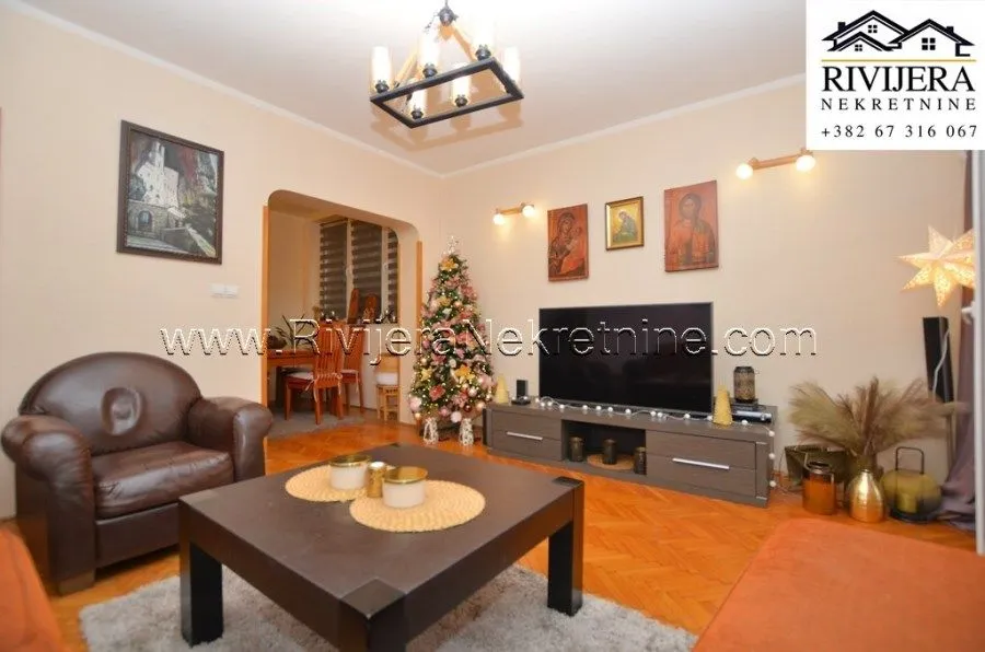 Prodaja, trosoban stan, 100m², Topla, Herceg Novi