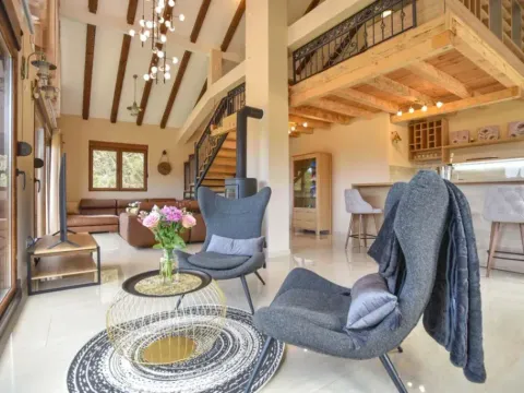 Rent, house, 300m², Radanovići, Kotor - image 12