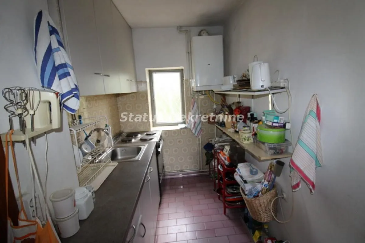Prodaja, kuća, 134m², Sremska Kamenica, Petrovaradin