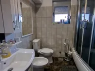 Izdavanje, kuća, 375m², Donja Gorica, Podgorica - image 12