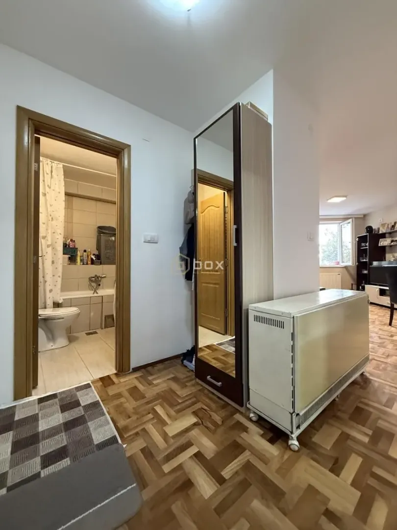 Prodaja, dvosoban stan, 53m², Palilula, Niš