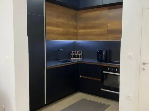 Prodaja, dvosoban stan, 82m², Stari Aerodrom, Podgorica - image 2