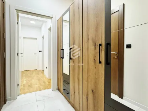 Rent, two bedroom apartment, 100m², Dalmatinska ulica, Podgorica - image 17