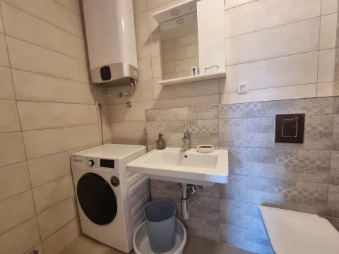 Prodaja, dvosoban stan, 77m², Seljanovo, Tivat - image 9