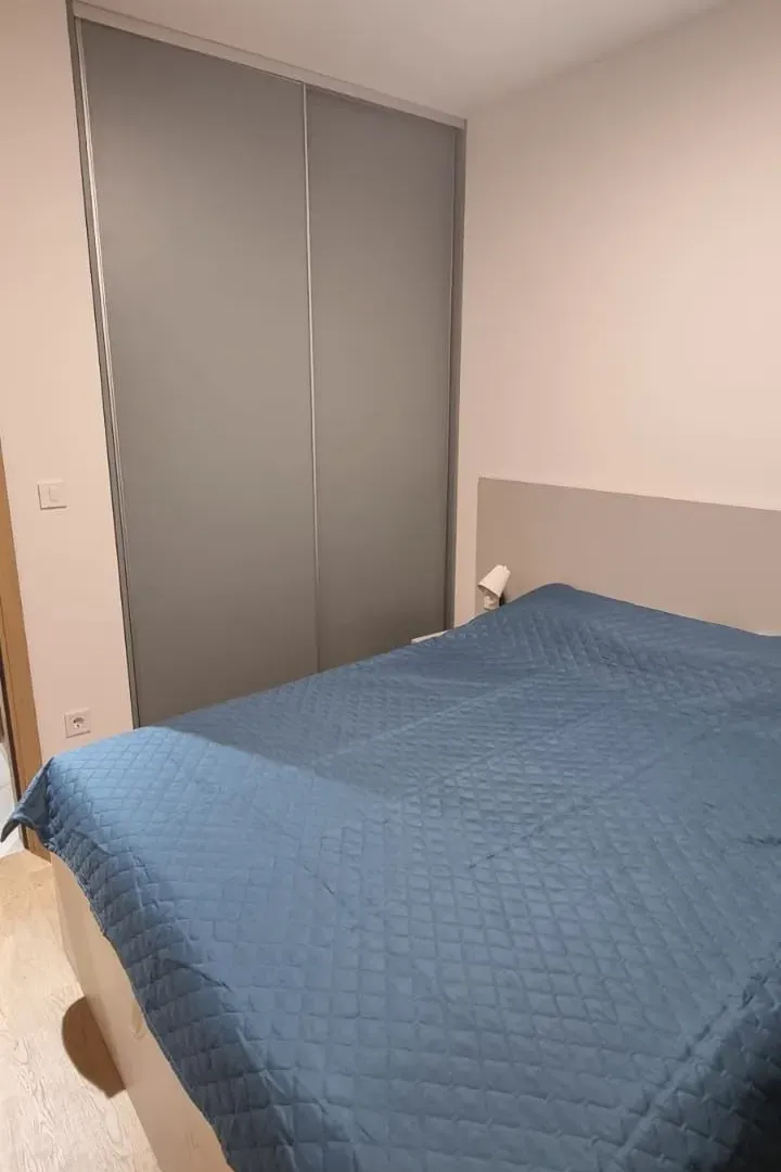 Izdavanje, dvosoban stan, 60m², New City, Podgorica