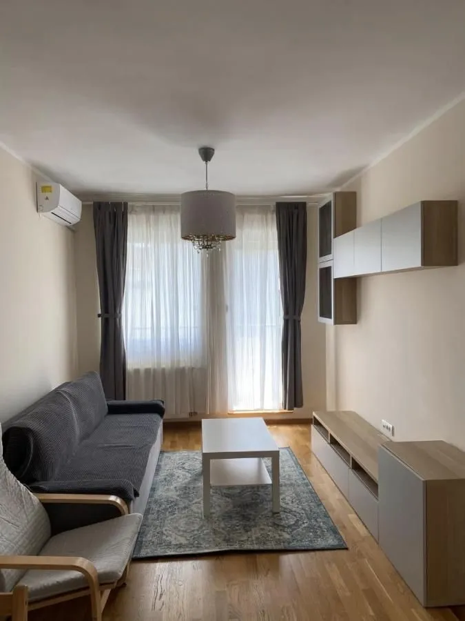Izdavanje, dvosoban stan, 56m², Rotkvarija, Novi Sad Sve Podlokacije