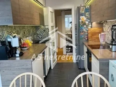 Rent, three bedroom apartment, 75m², Vračar Hram, Vračar Sve Podlokacije - image 5