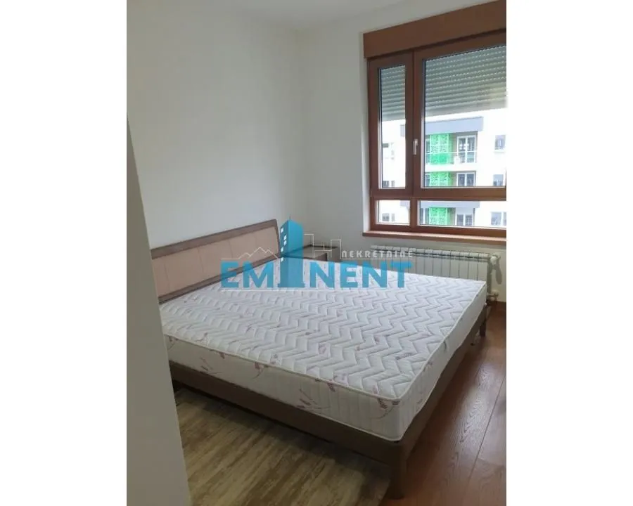 Rent, four bedroom apartment, 100m², Novi Beograd Blok 65, Novi Beograd Sve Podlokacije