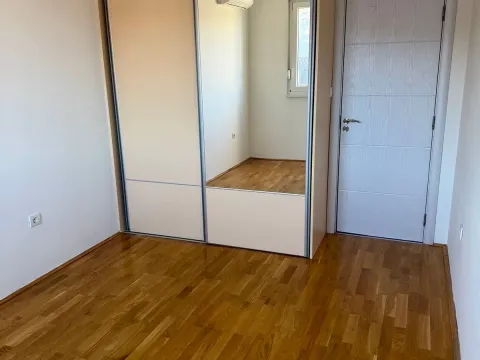 Sale, two bedroom apartment, 46m², Nova Dalmatinska, Podgorica - image 3