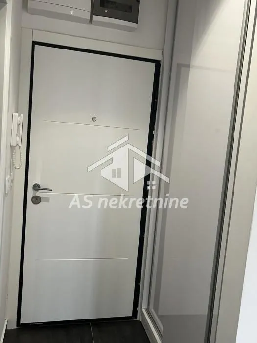 Rent, two bedroom apartment, 43m², Južni Bulevar, Vračar Sve Podlokacije