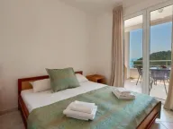 Sale, house, 830m², Petrovac, Budva - image 1