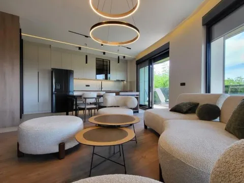 Izdavanje, trosoban stan, 82m², Olimp, Zvezdara Sve Podlokacije - image 19