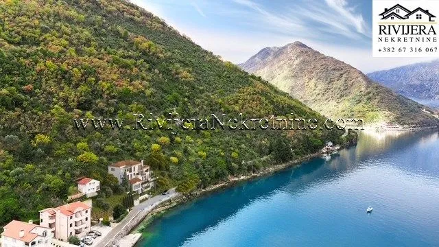 Sale, house, 400m², Stoliv, Kotor