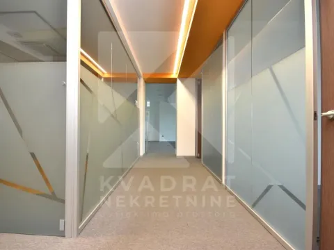 Prodaja, poslovni prostor, 391m², Preko Morače, Podgorica - image 26