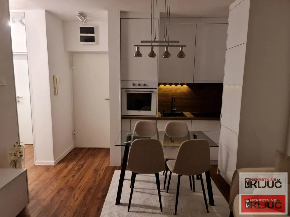 Prodaja, jednosoban stan, 35m², Podbara, Novi Sad Sve Podlokacije