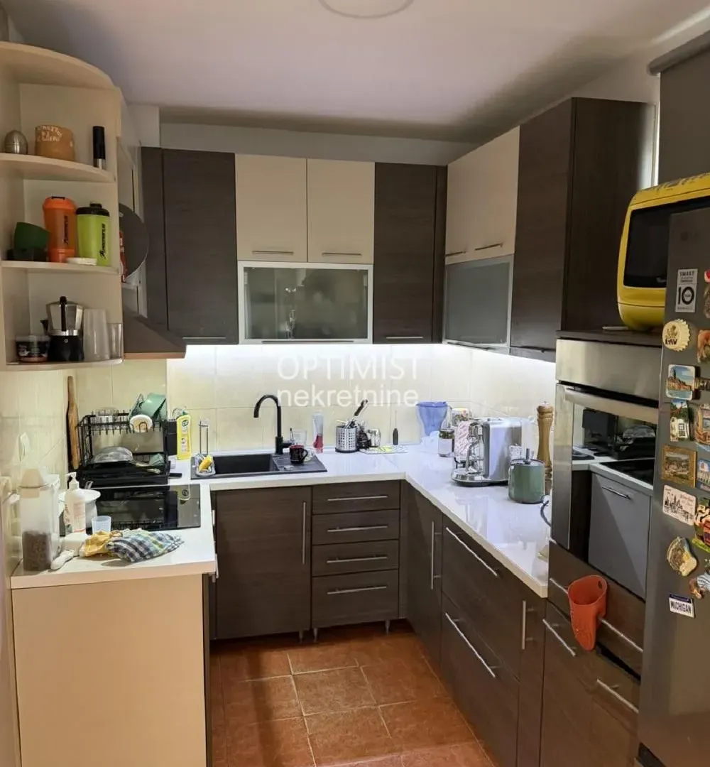 Sale, three bedroom apartment, 85m², Zvezdara Sve Podlokacije, Beograd