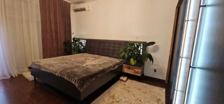 Sale, two bedroom apartment, 151m², Centar, Bar