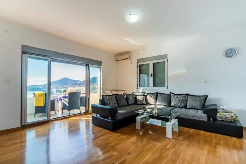 Sale, two bedroom apartment, 75m², Rafailovići, Budva