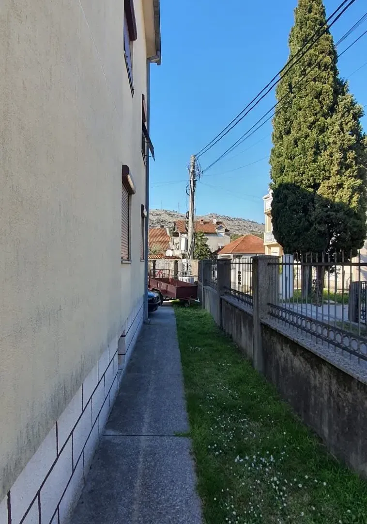 Prodaja, kuća, 270m², Podgorica, Crna Gora
