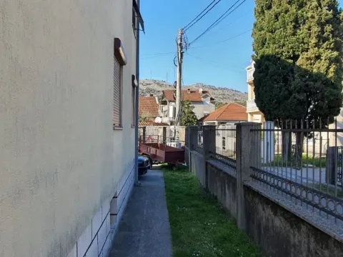 Prodaja, kuća, 270m², Podgorica, Crna Gora - image 5