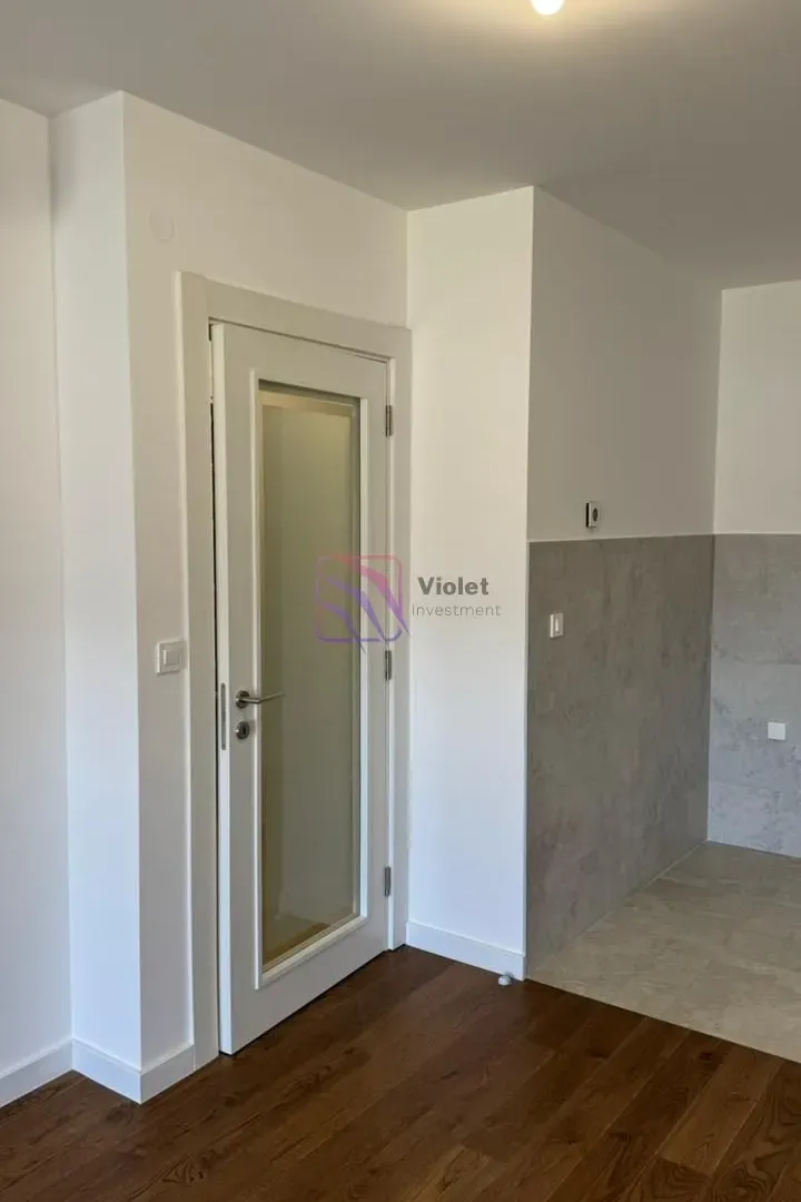Izdavanje, jednosoban stan, 46m², Podgorica, Crna Gora
