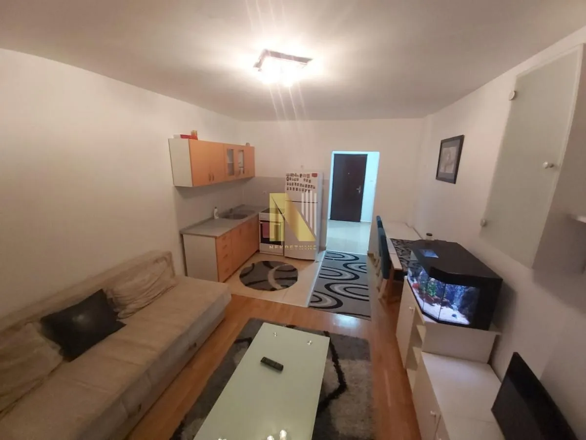 Izdavanje, garsonjera, 25m², Nova Detelinara, Novi Sad Sve Podlokacije