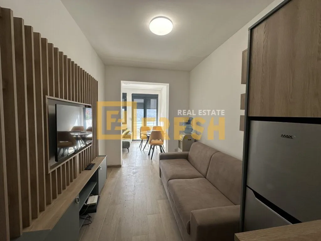 Prodaja, jednosoban stan, 52m², Kotor, Crna Gora