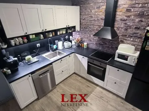 Prodaja, kuća, 107m², Pecinci, Srbija - image 4