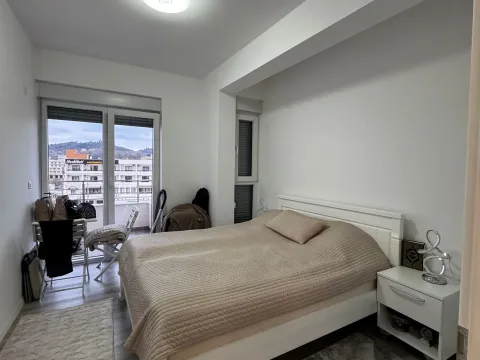 Sale, one bedroom apartment, 53m², Ulcinj, Crna Gora - image 6