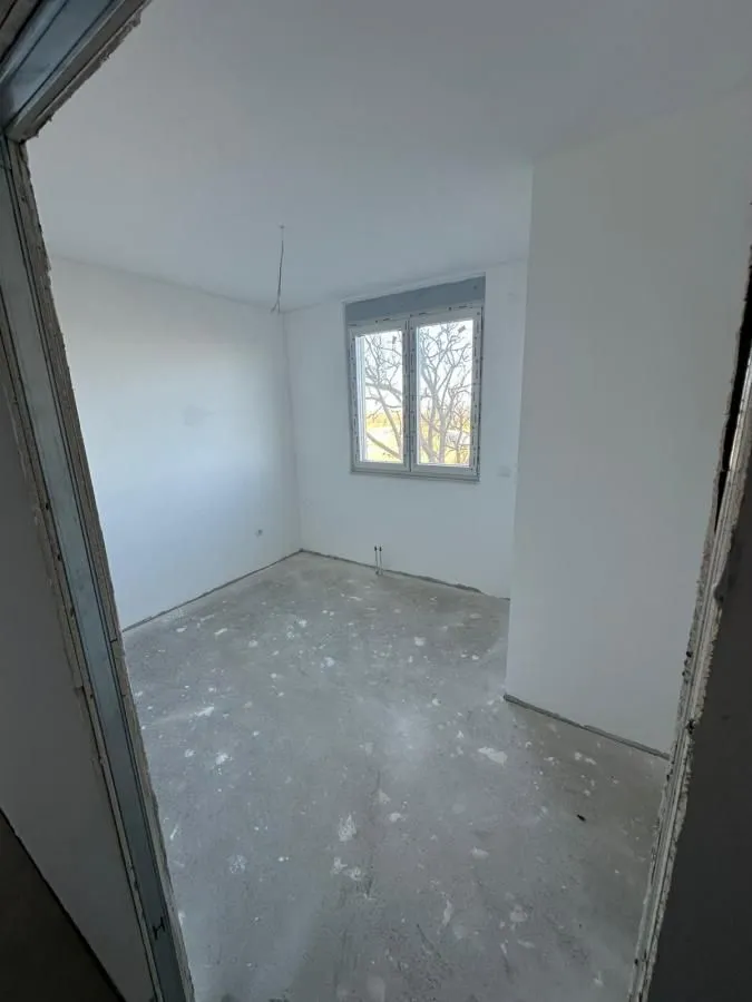 Prodaja, dvosoban stan, 60m², Tatarsko brdo, Petrovaradin