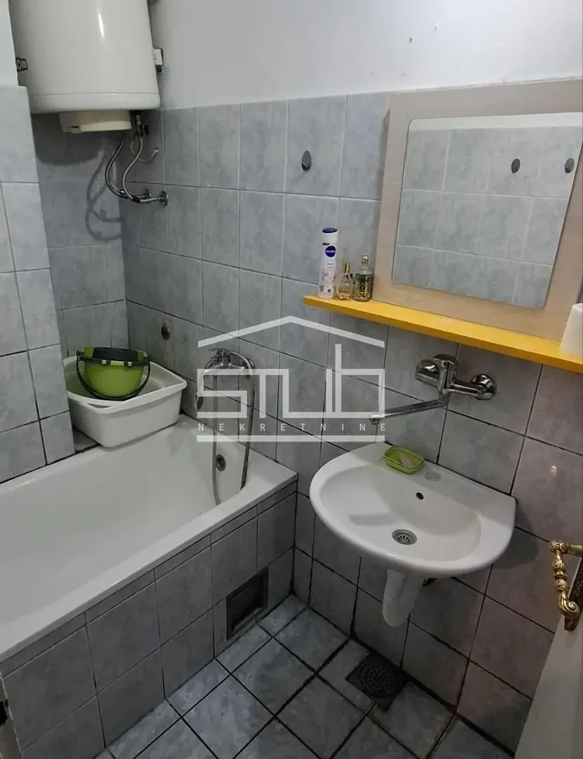 Izdavanje, dvosoban stan, 40m², Čukarica, Beograd